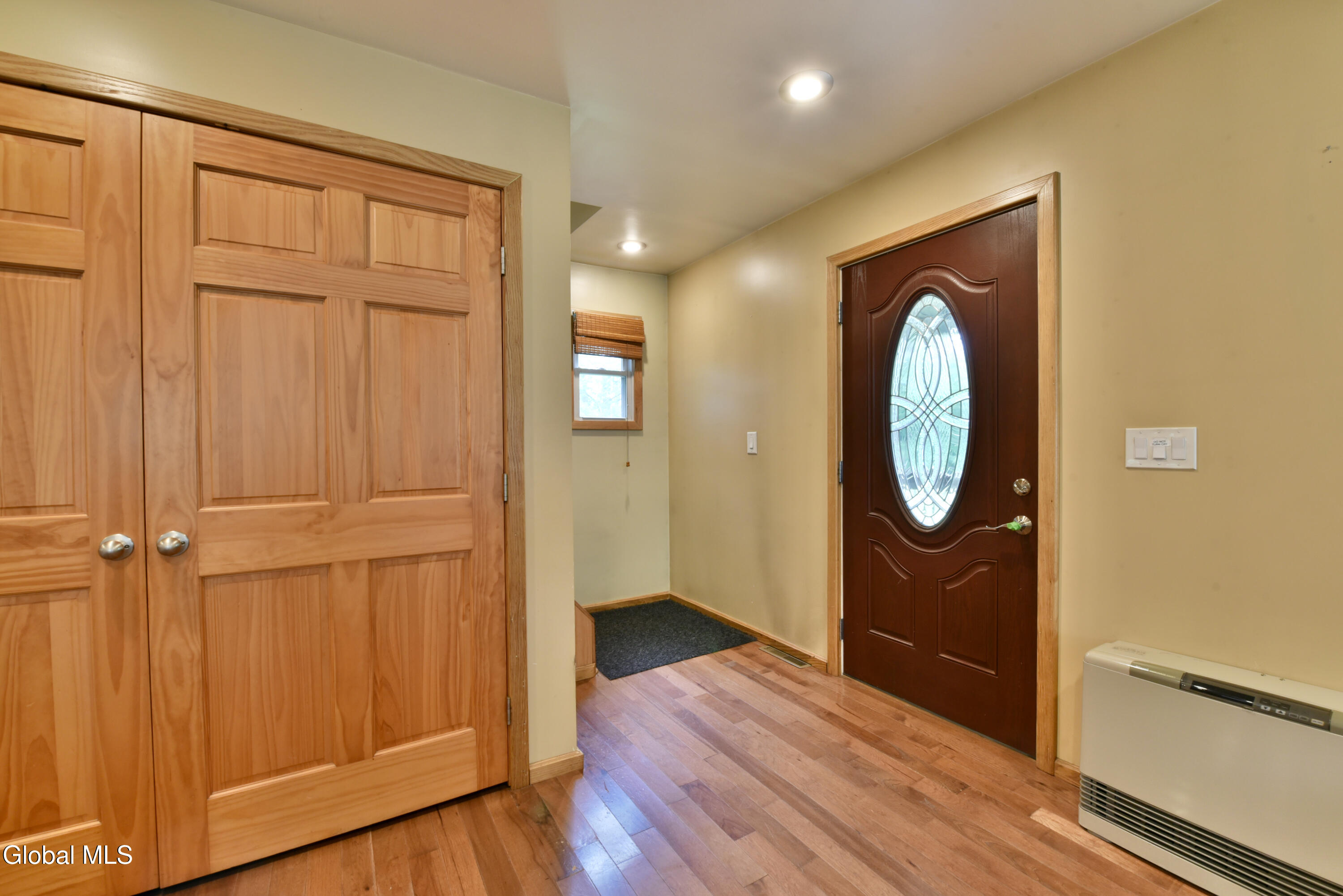 87 Lasher Road Bethlehem, NY 12158 - Photo 5 of 52 25
