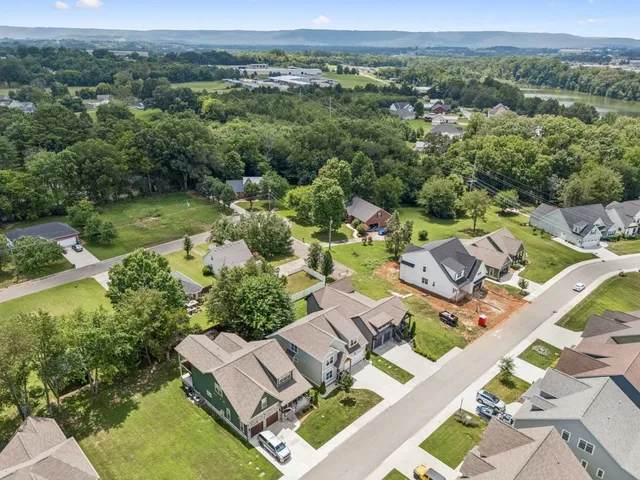 $595,000 | 319 Campfire Court, Winchester, TN 37398