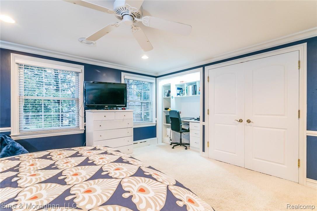 272 Ridge Road Grosse Pointe, MI 48236 - Photo 24 of 53 027-5503029-medium.jpg