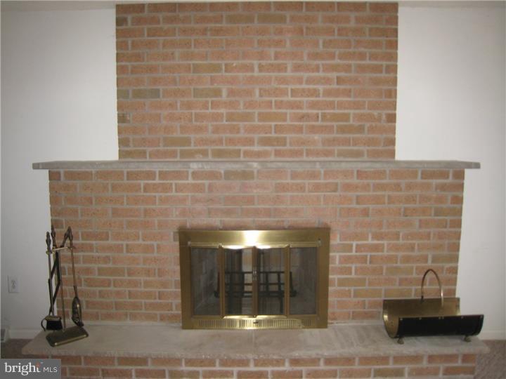 601 Davis Road Cheltenham, PA 19012 - Photo 5 of 15