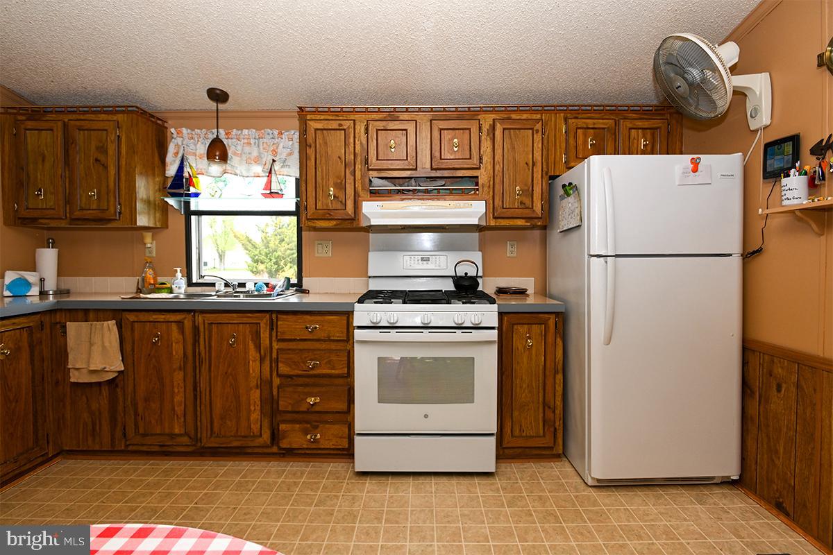 11 Vassar Avenue Fortescue, NJ 08321 - Photo 24 of 41