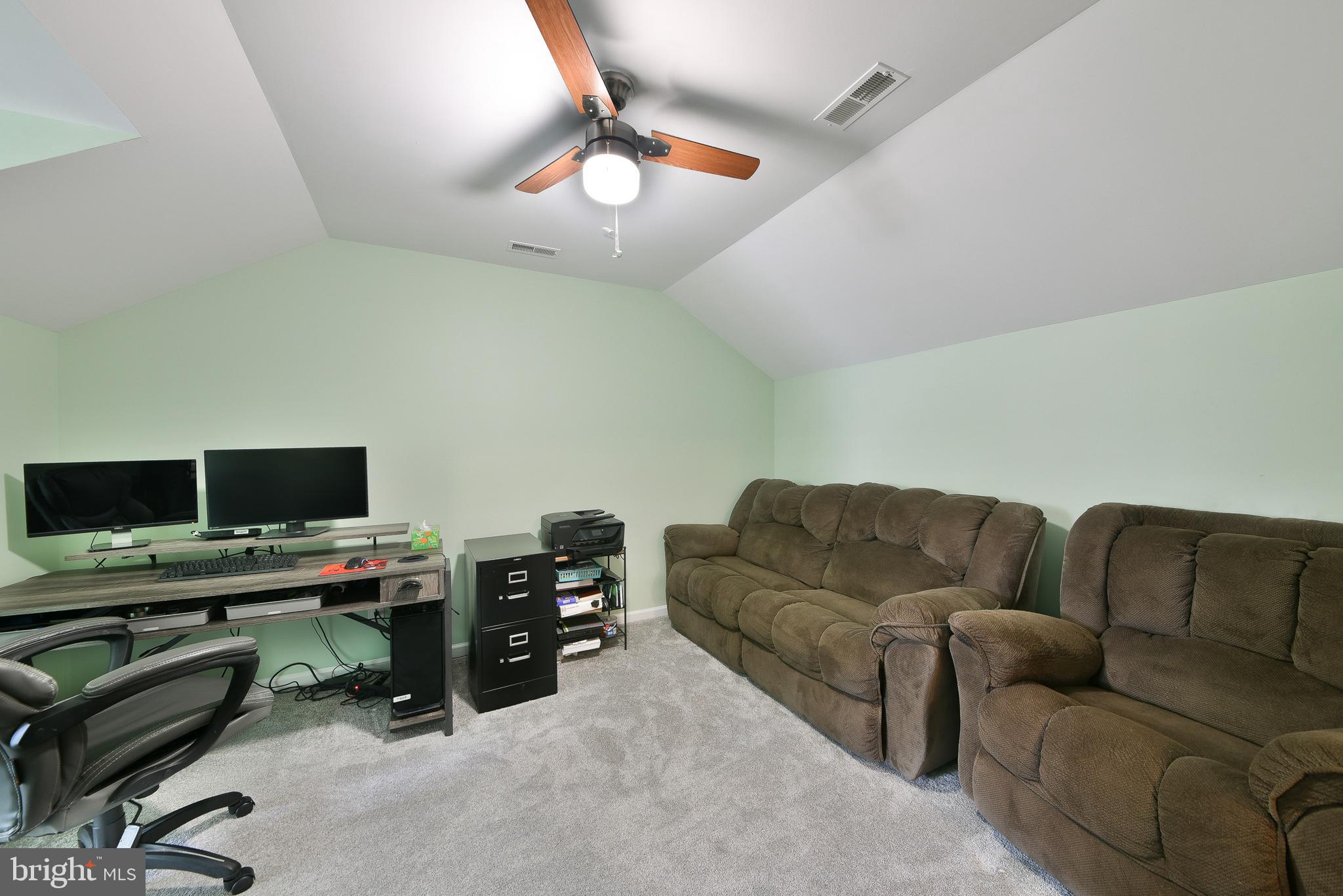 400 North York Road, Unit C Hatboro, PA 19040 - Photo 28 of 38 Bedroom 3