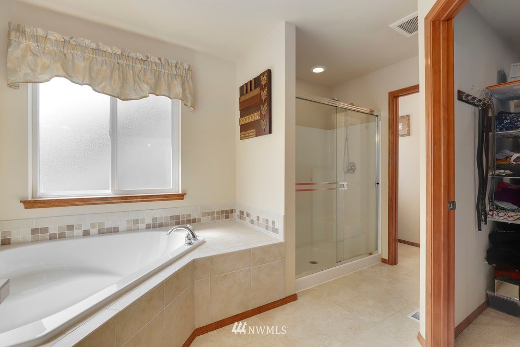 16405 36th Avenue Southeast Bothell, WA 98012 - Photo 24 of 38 Gallery Image 24