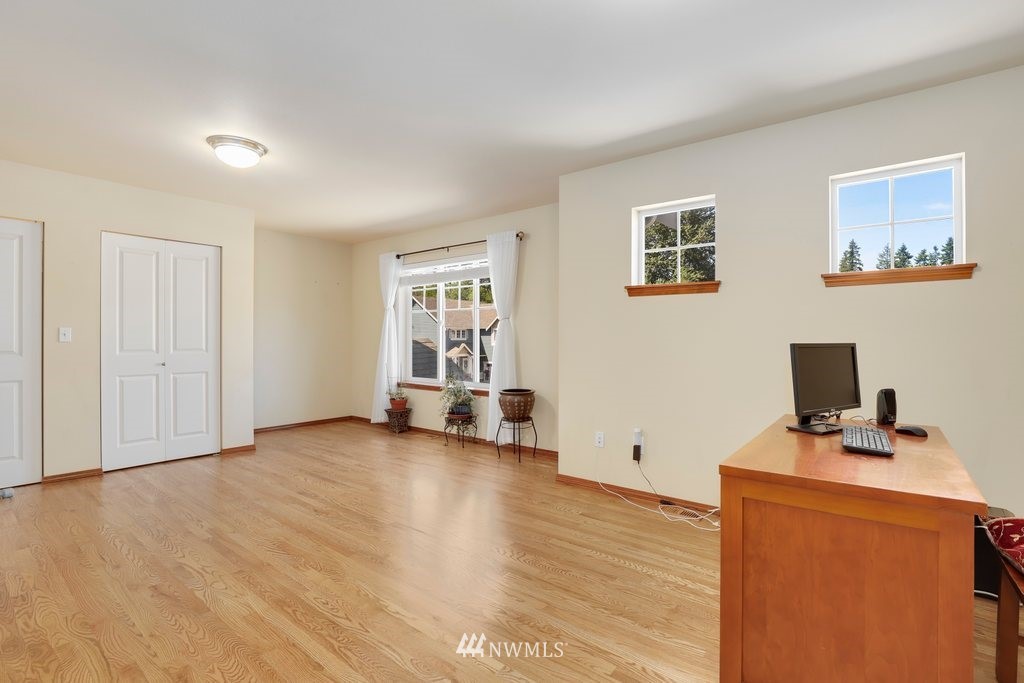 16405 36th Avenue Southeast Bothell, WA 98012 - Photo 31 of 38 Gallery Image 31