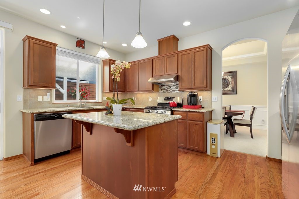 16405 36th Avenue Southeast Bothell, WA 98012 - Photo 10 of 38 Gallery Image 10