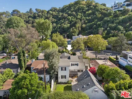 $1,998,000 | 12333 Hillslope Street, Studio City, CA 91604