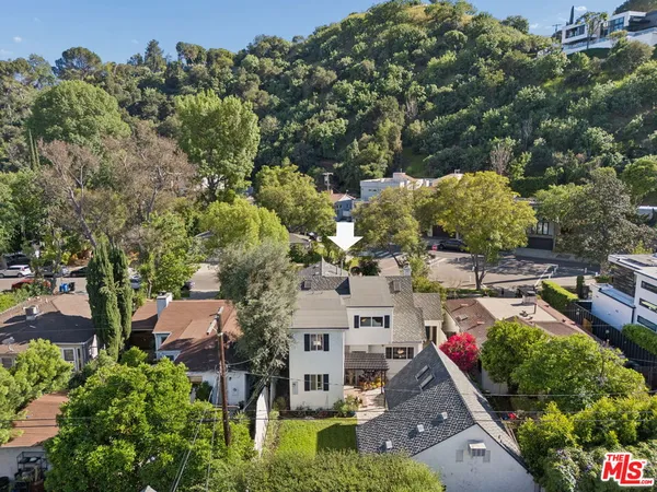 $1,998,000 | 12333 Hillslope Street, Studio City, CA 91604