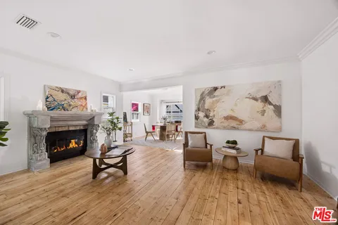 $1,998,000 | 12333 Hillslope Street, Studio City, CA 91604