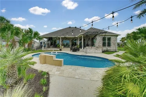 $725,000 | 2319 Sunset Boulevard, Slidell, LA 70461