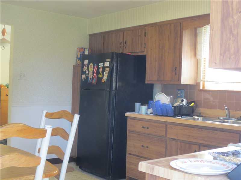 186 Lintner Road Blairsville, PA 15717 - Photo 4 of 9 Kitchen.