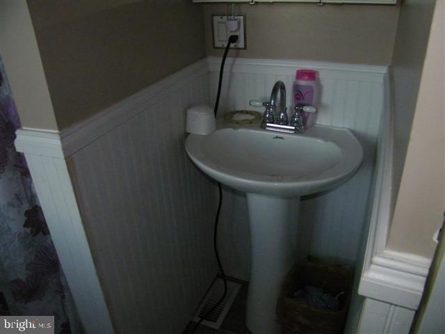 2855 Oakland Road Dover, PA 17315 - Photo 20 of 34 Gallery Image 20