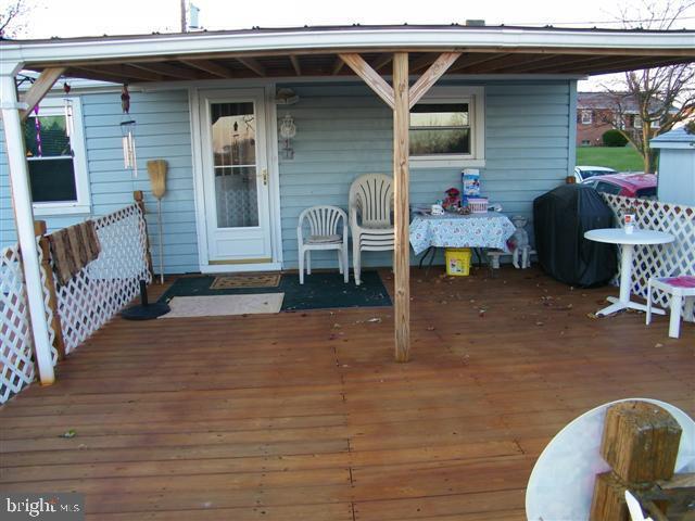 2855 Oakland Road Dover, PA 17315 - Photo 4 of 34 Gallery Image 4