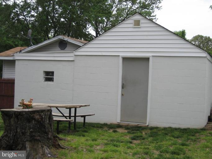 8122 Highpoint Road Curtis Bay, MD 21226 - Photo 16 of 22 LARGE MASONRY STORAGE SHED IN REAR YARD