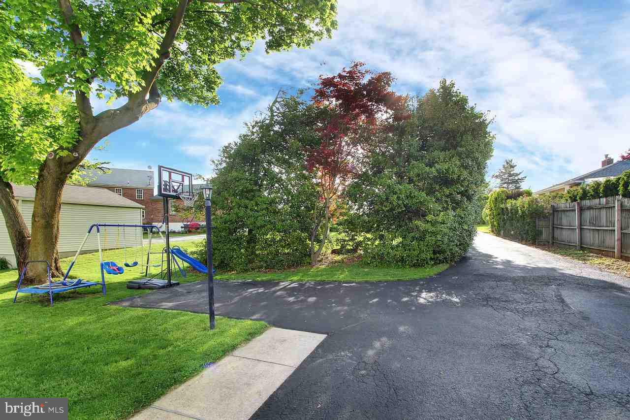 2380 Sunset Road York, PA 17406 - Photo 21 of 22 Gallery Image 21