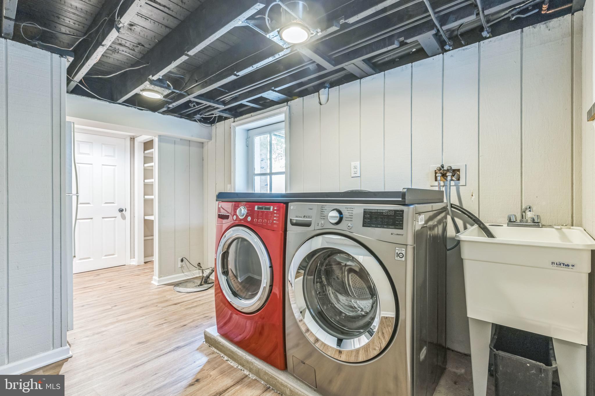 424 North Rolling Road Springfield, PA 19064 - Photo 26 of 29 Laundry