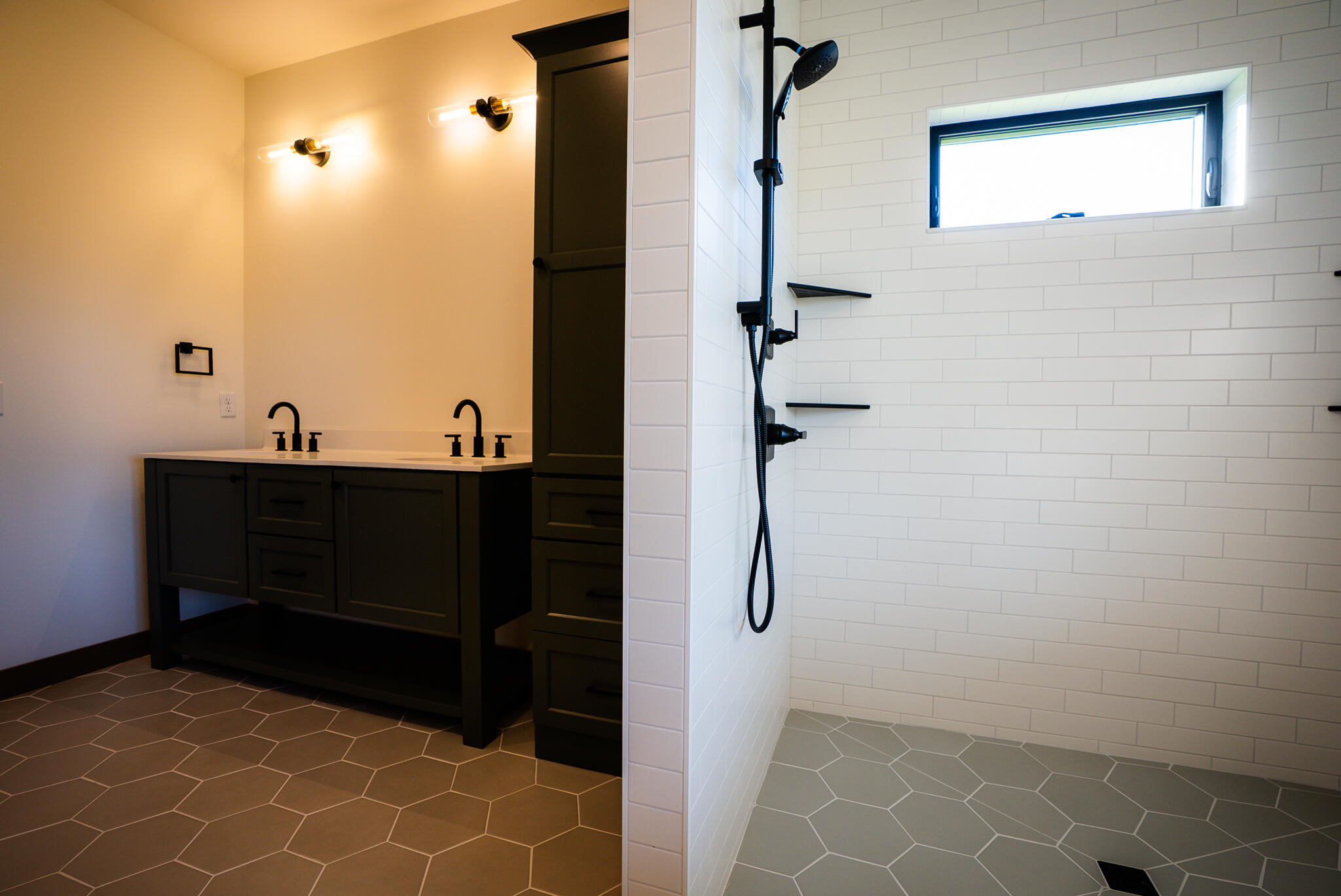 W4051 Twin Creeks Road La Crosse, WI 54601 - Photo 26 of 52 TwinCreeks-Tina-086