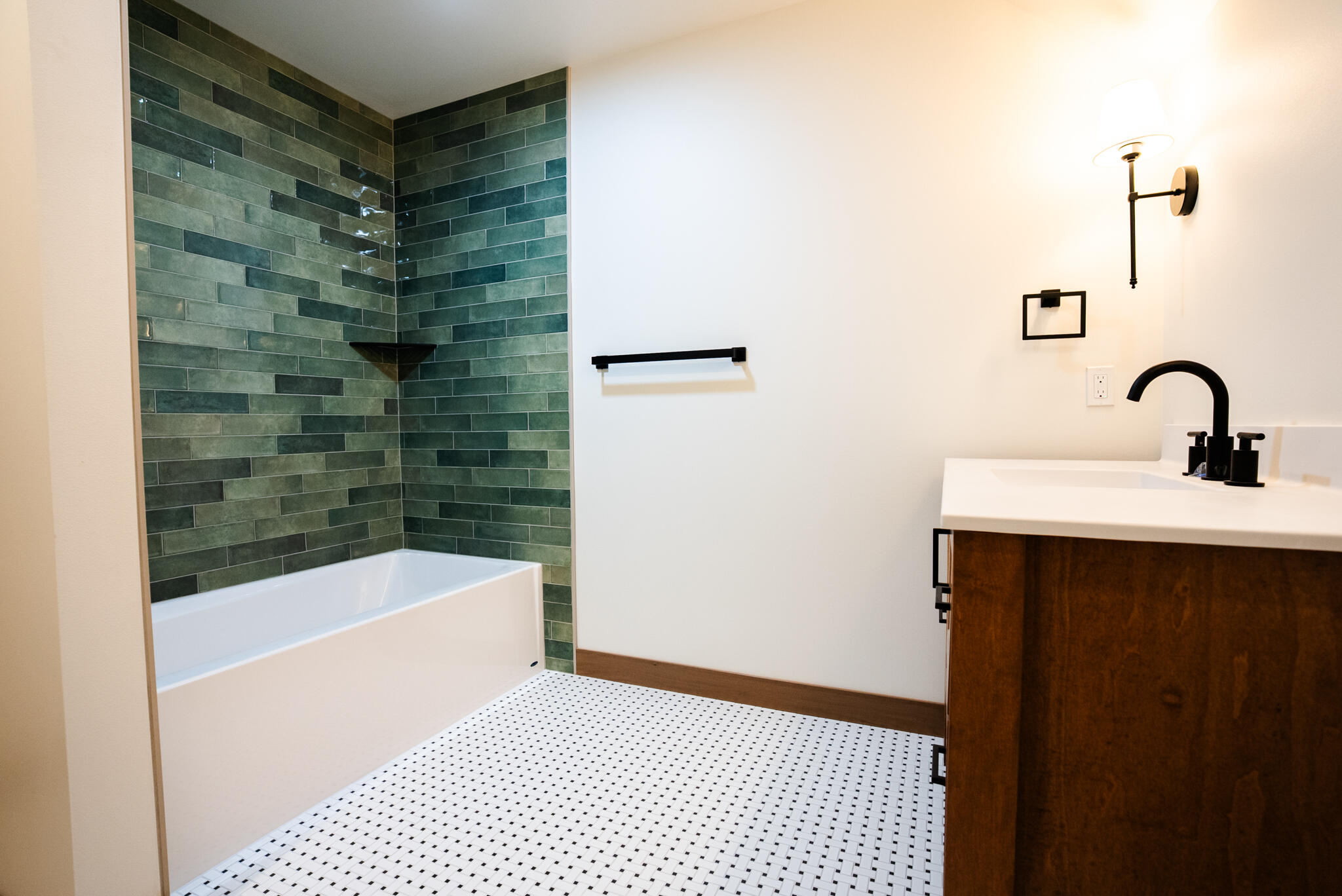 W4051 Twin Creeks Road La Crosse, WI 54601 - Photo 33 of 52 TwinCreeks-Tina-099