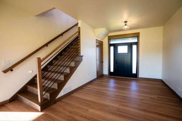 $675,000 | W4051 Twin Creeks Road, La Crosse, WI 54601