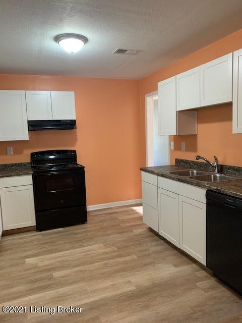 5607 Mt Washington Road Louisville, KY 40229 - Photo 8 of 15 kitchen