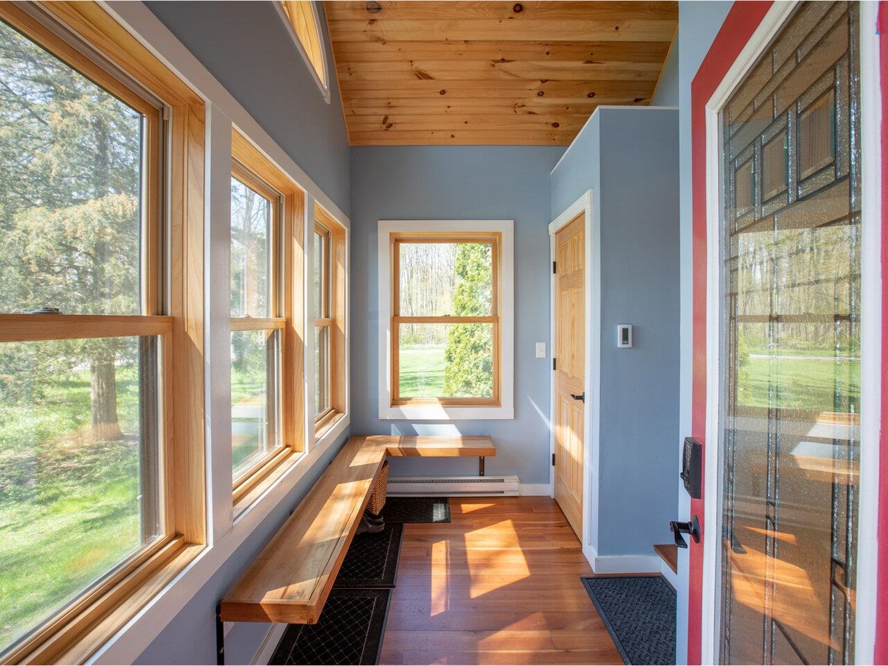2114 Greenbush Road Ferrisburgh, VT 05473 - Photo 4 of 40 Gallery Image 4