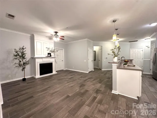 $325,000 | 14608 Via Sorrento Drive, Charlotte, NC 28277