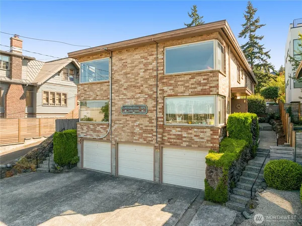 $1,650,000 | 2822 14th Avenue West, Seattle, WA 98119