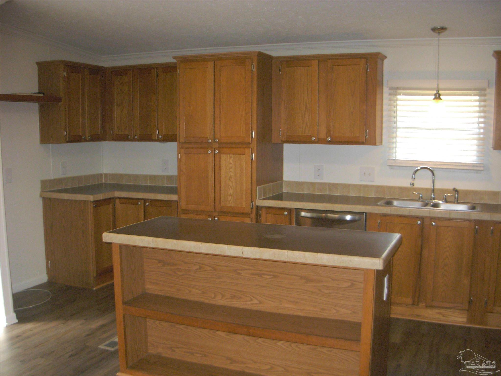 8288 Parker Road Milton, FL 32570 - Photo 11 of 40 Gallery Image 11