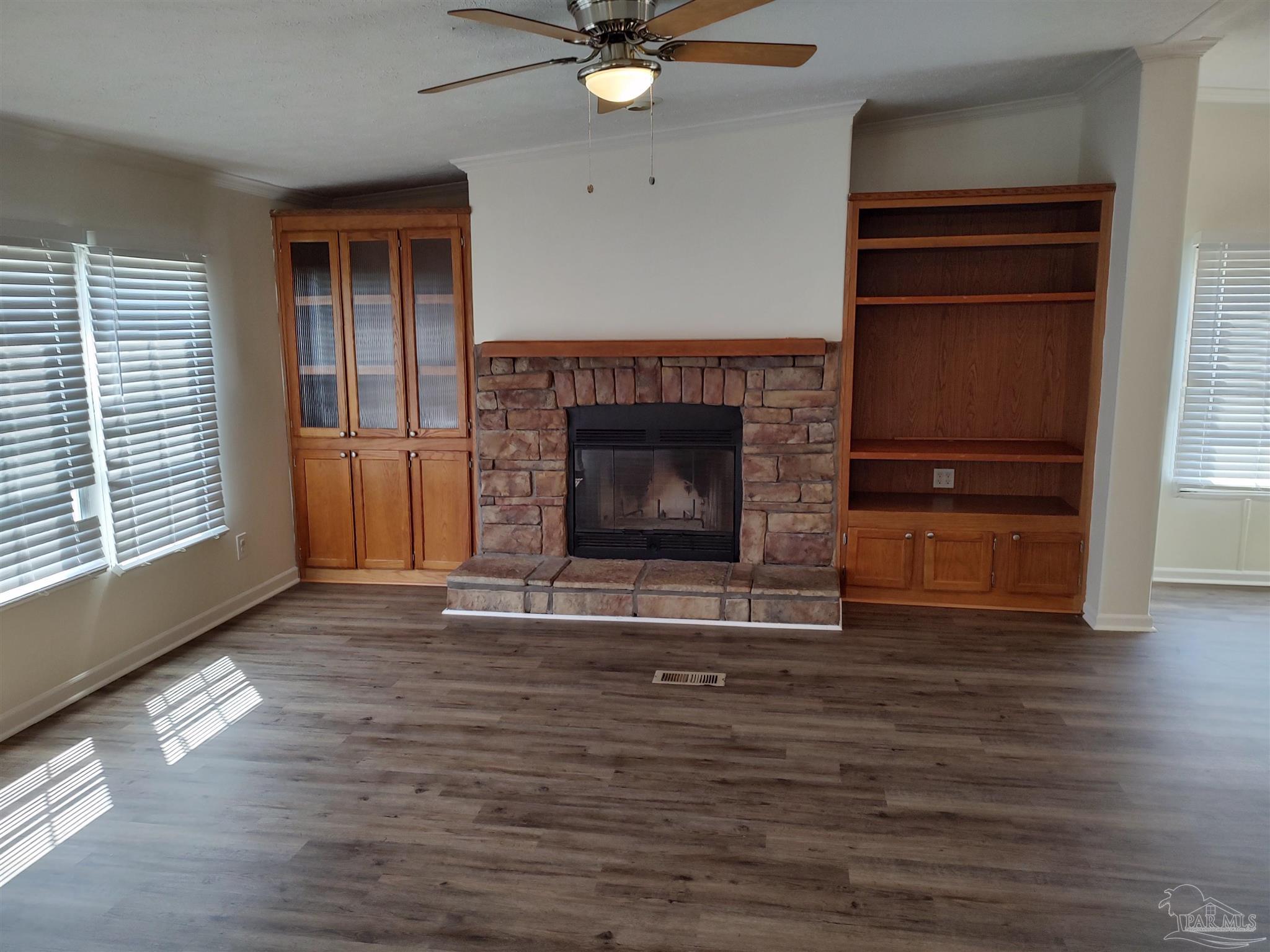 8288 Parker Road Milton, FL 32570 - Photo 5 of 40 Gallery Image 5