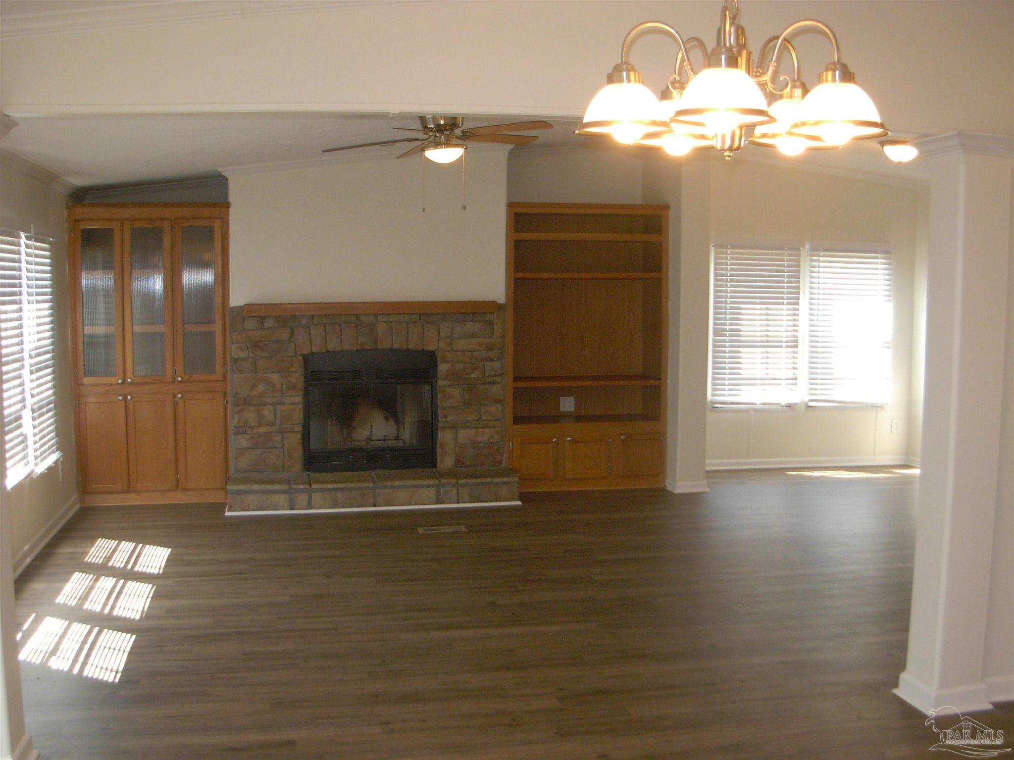 8288 Parker Road Milton, FL 32570 - Photo 6 of 40 Gallery Image 6