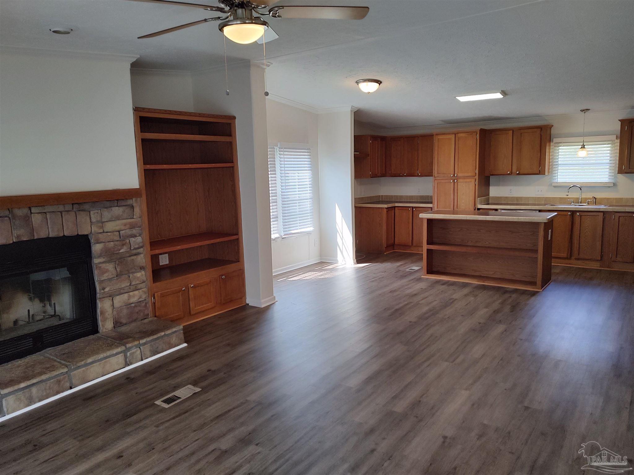 8288 Parker Road Milton, FL 32570 - Photo 9 of 40 Gallery Image 9