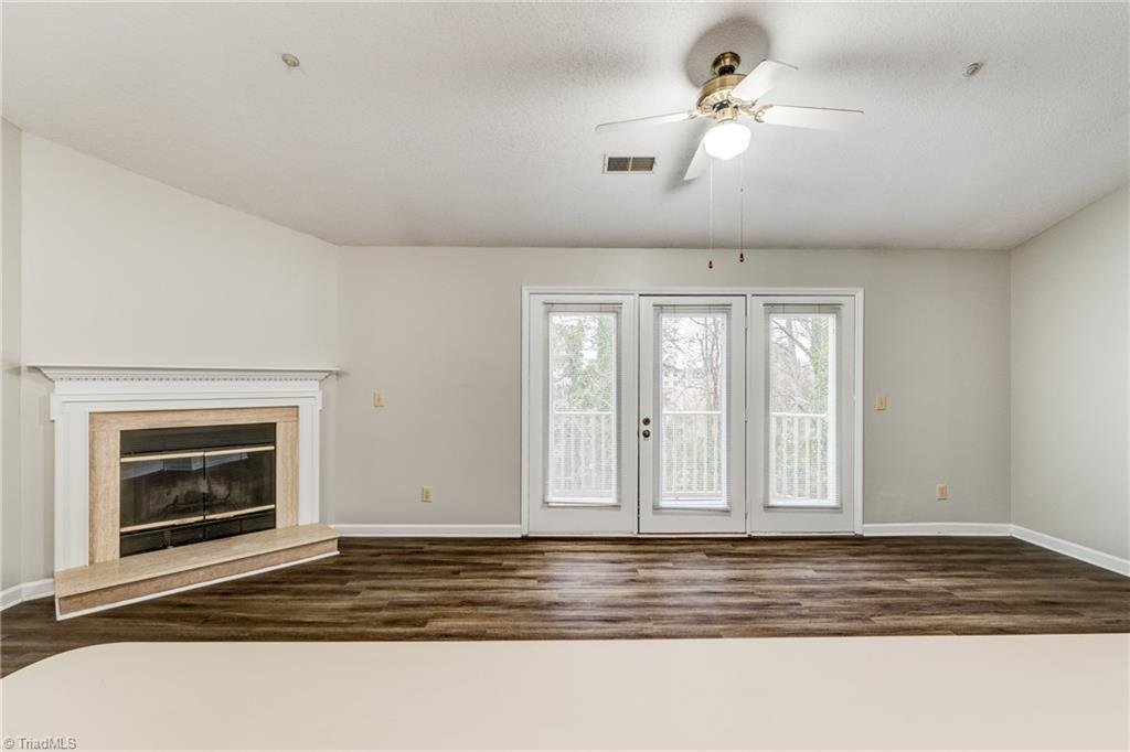 5934 West Friendly Avenue, Unit K Greensboro, NC 27410 - Photo 11 of 23