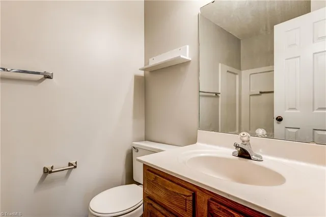 $1,400 | 5934 West Friendly Avenue, Unit K, Greensboro, NC 27410