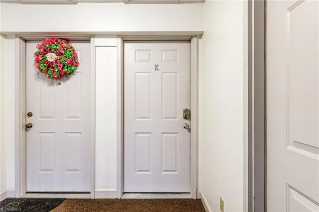 $1,400 | 5934 West Friendly Avenue, Unit K, Greensboro, NC 27410