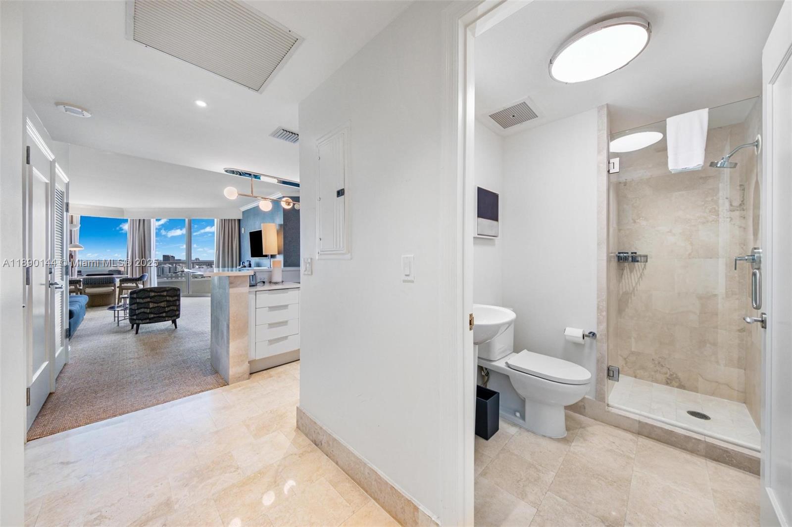 4401 Collins Avenue, Unit 3312 Miami Beach, FL 33140 - Photo 2 of 25