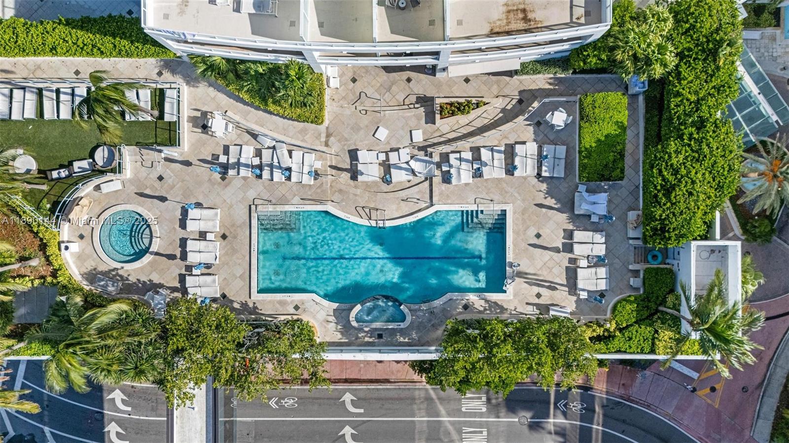 4401 Collins Avenue, Unit 3312 Miami Beach, FL 33140 - Photo 23 of 25