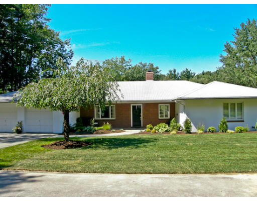 27 Commerford Road Concord, MA 01742 - Photo 1 of 11 Gallery Image 1