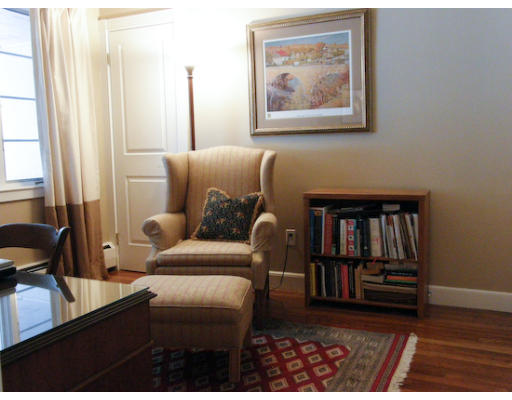 27 Commerford Road Concord, MA 01742 - Photo 8 of 11 Gallery Image 8
