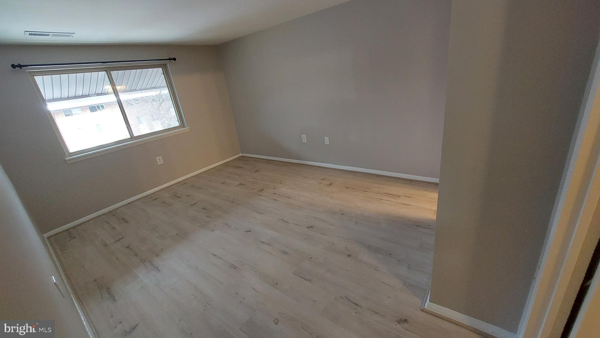 18622 Walkers Choice Road, Unit 6 Montgomery Village, MD 20886 - Photo 19 of 37 Owner Suite 11