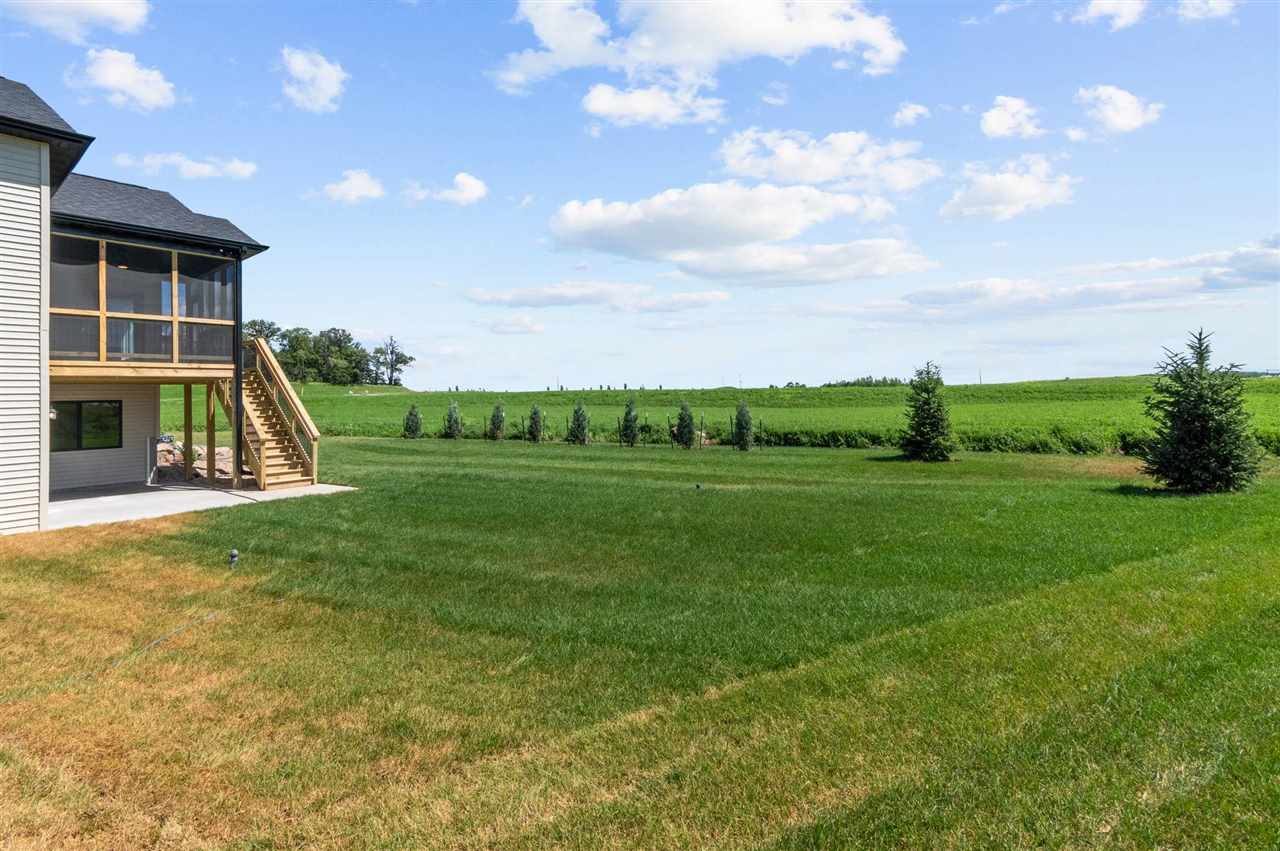 3072 Ridgeview Circle Coralville, IA 52241 - Photo 37 of 39 Gallery Image 37