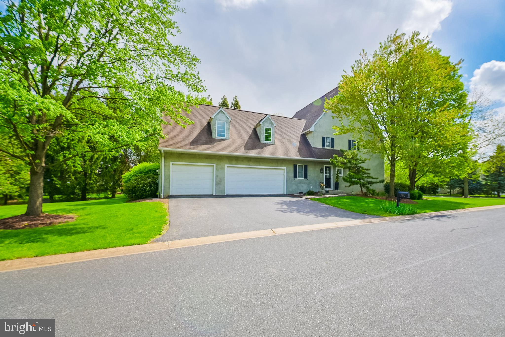 744 Goose Neck Drive Lititz, PA 17543 - Photo 8 of 56