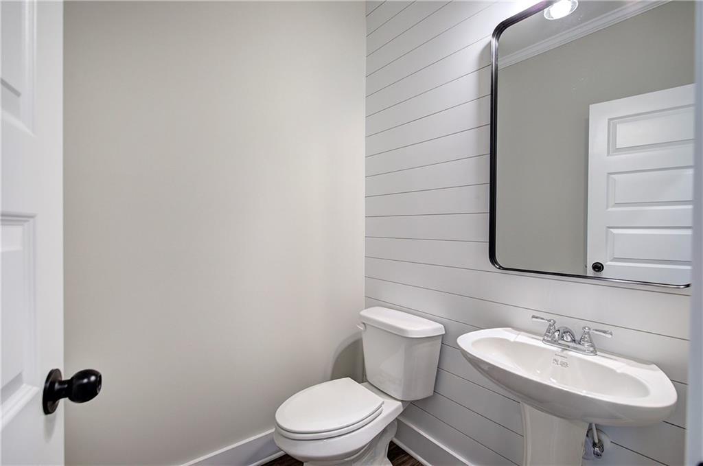 266 Summit Height Drive Cartersville, GA 30121 - Photo 23 of 51 a bathroom with a sink toilet and mirror