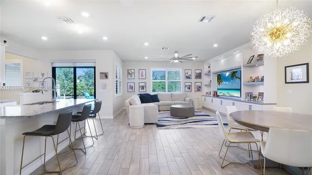 $750,000 | 8605 Patron Lane, Lake Worth, FL 33467