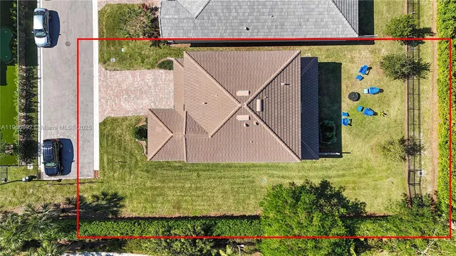 $750,000 | 8605 Patron Lane, Lake Worth, FL 33467