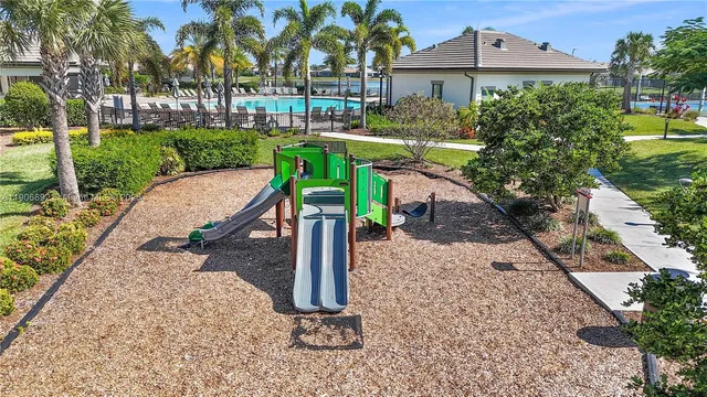 $750,000 | 8605 Patron Lane, Lake Worth, FL 33467