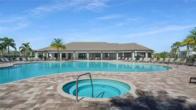 $750,000 | 8605 Patron Lane, Lake Worth, FL 33467