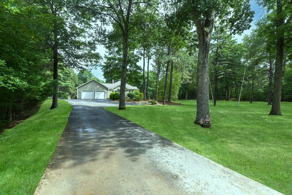 44 Green Road North Brookfield, MA 01535 - Photo 3 of 42 Gallery Image 3