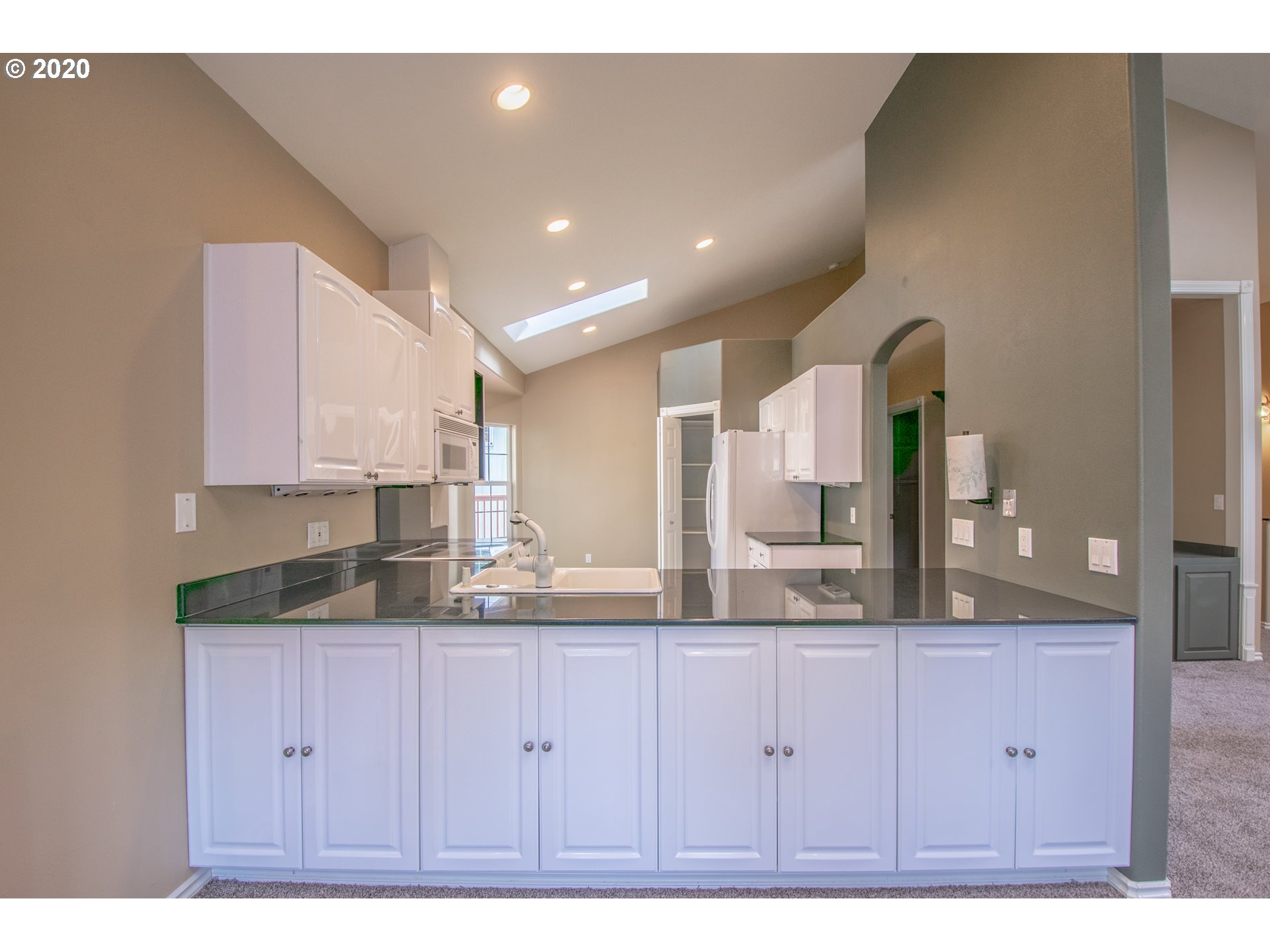 752 South 73rd Street Springfield, OR 97478 - Photo 11 of 30