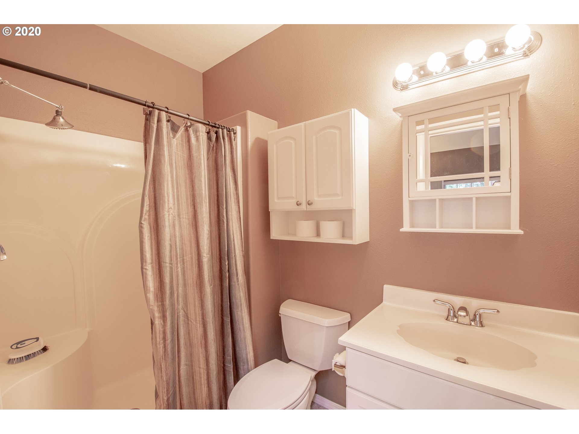 752 South 73rd Street Springfield, OR 97478 - Photo 19 of 30