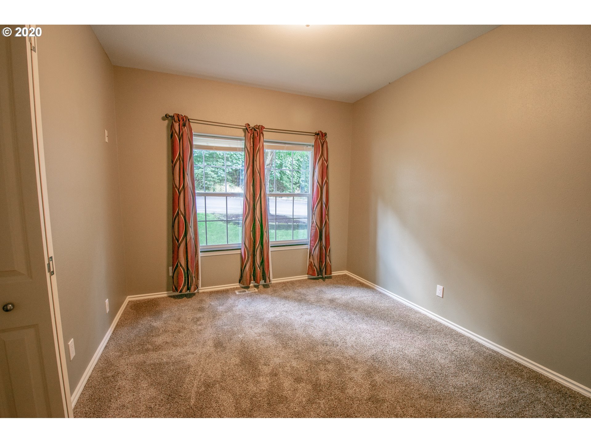 752 South 73rd Street Springfield, OR 97478 - Photo 20 of 30