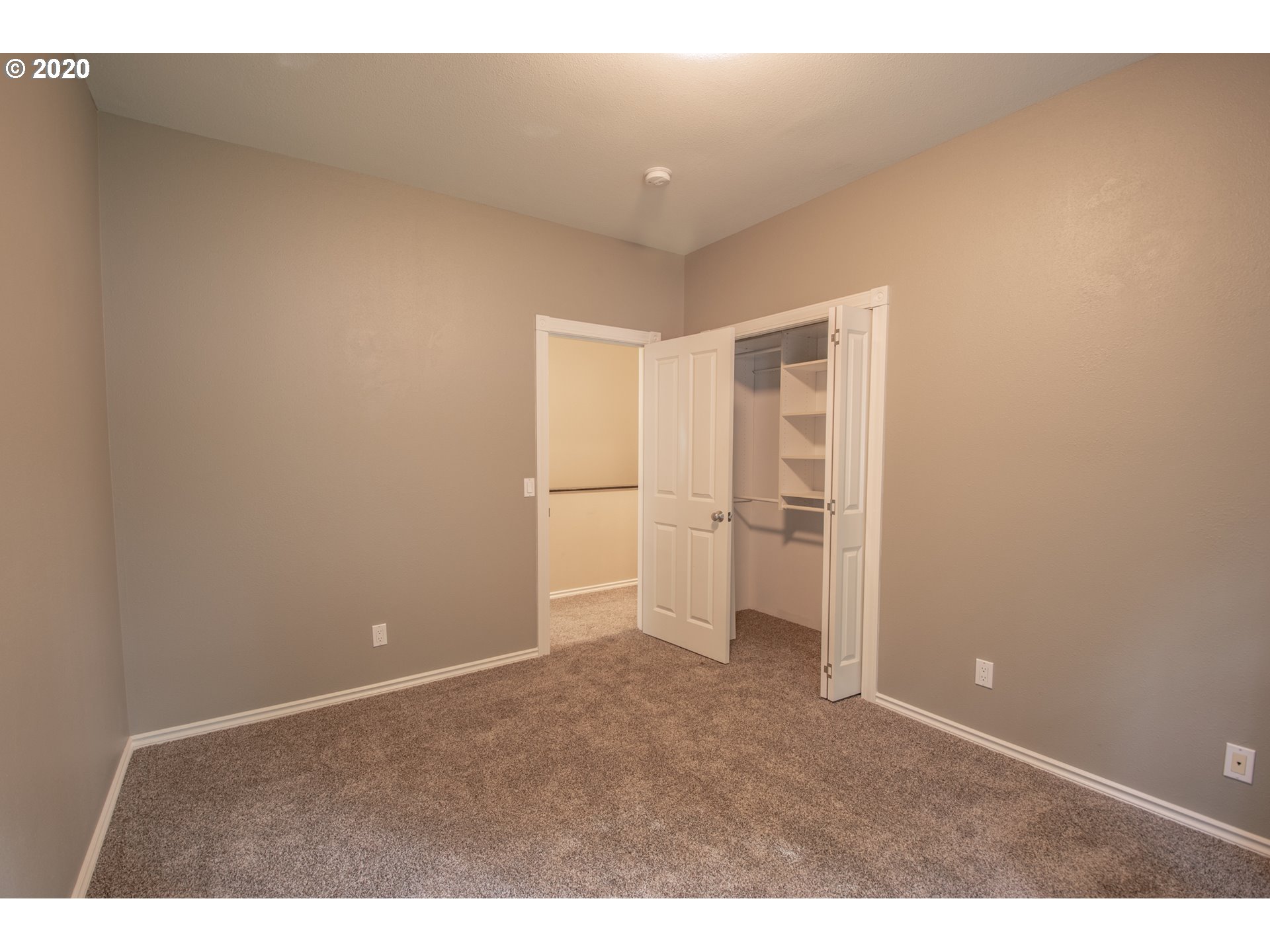 752 South 73rd Street Springfield, OR 97478 - Photo 21 of 30